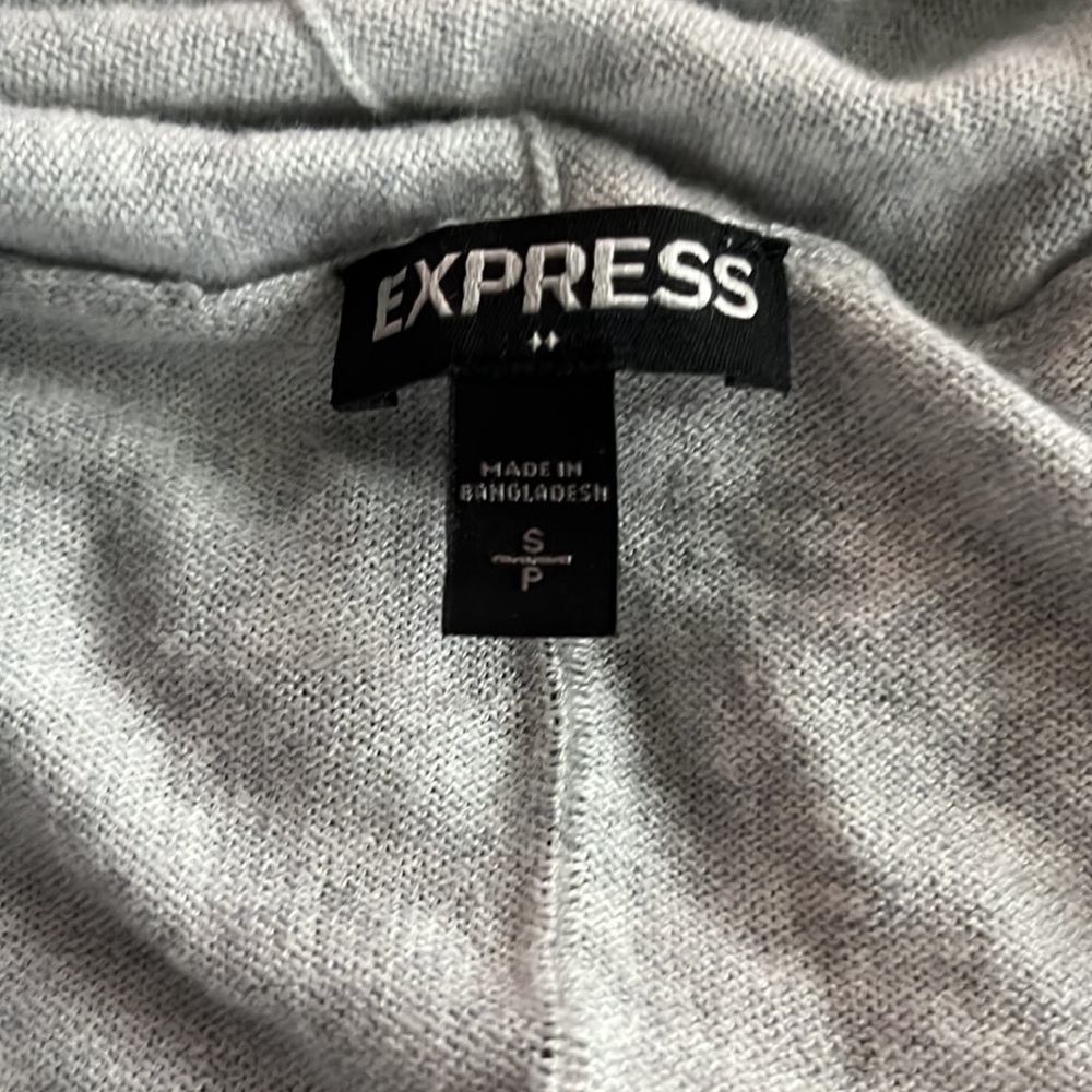 Express Cardigan - Picture 2 of 4